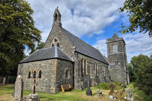 StrathclydeDUNOONHolyTrinity(ChrisBrettPERMISSIONBYEMAIL)4