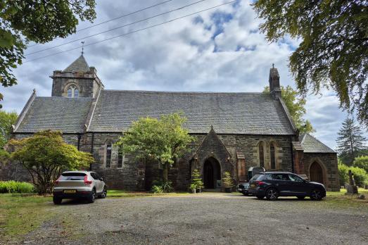 StrathclydeDUNOONHolyTrinity(ChrisBrettPERMISSIONBYEMAIL)5