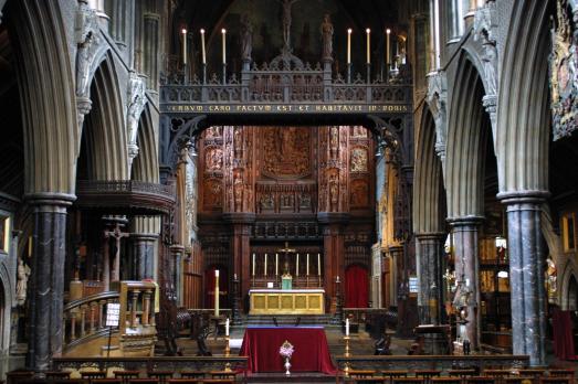 GreaterLondonEARLSCOURTStCuthbert(MarketaVOLUNTEER)6