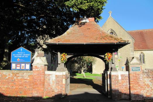 HampshireMILFORDONSEAAllSaints(ElizabethWhatmorePERMISSIONBYEMAIL)2