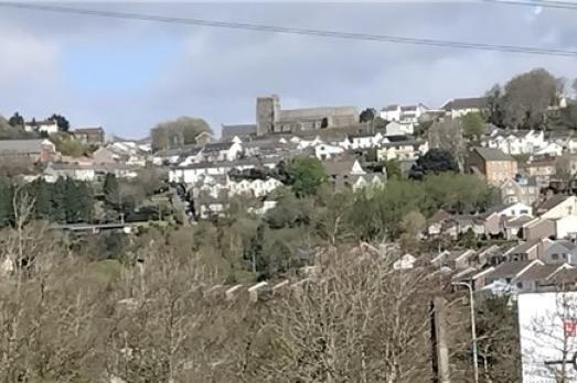 GlamorganLLANTRISANTStIlltyd(AdrianClarkPERMISSIONBYEMAIL)2