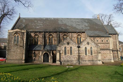 CityCardiffCATHAYSEglwysDewiSant(HamCC-BY-SA3.0)1