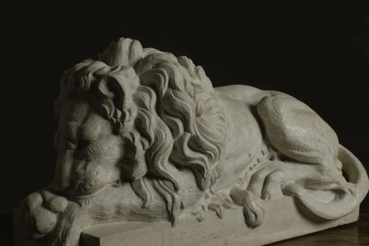 lion carving