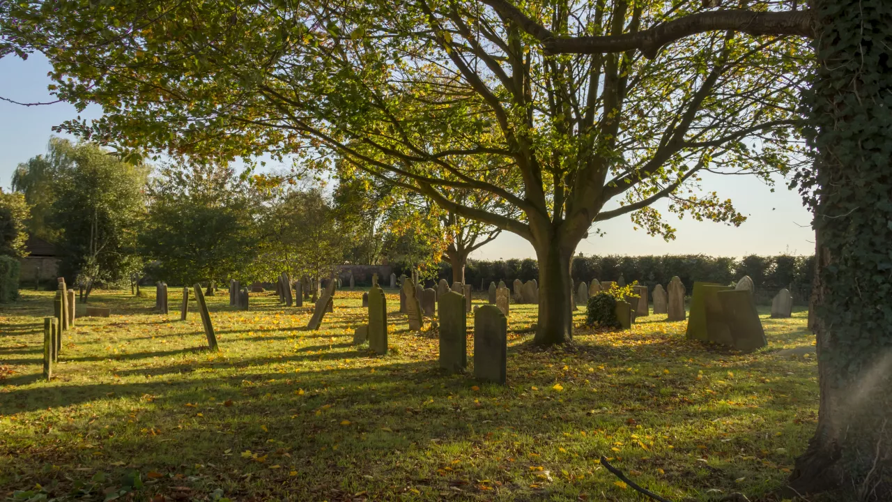 LincolnshireKIRKBYONBAINStMary(explorechurches.org)1