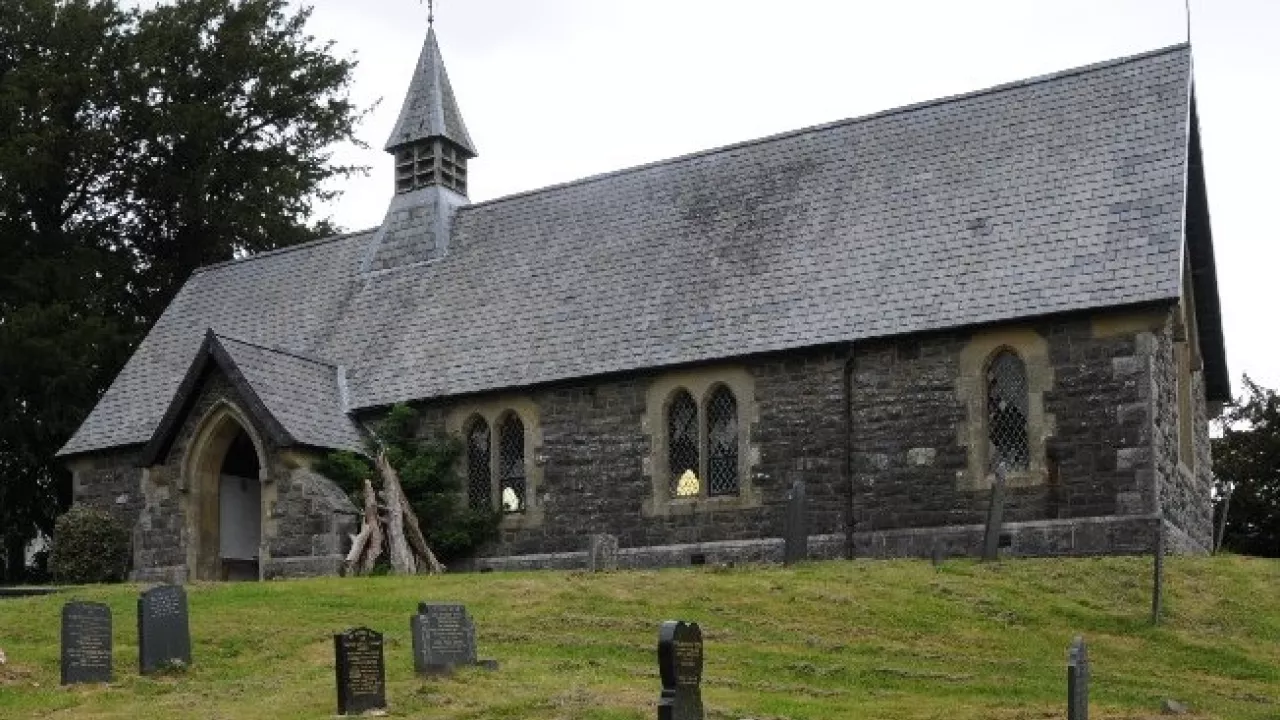 ClwydGWYTHERINStWinifred(philiphallingCC-BY-SA2.0)1