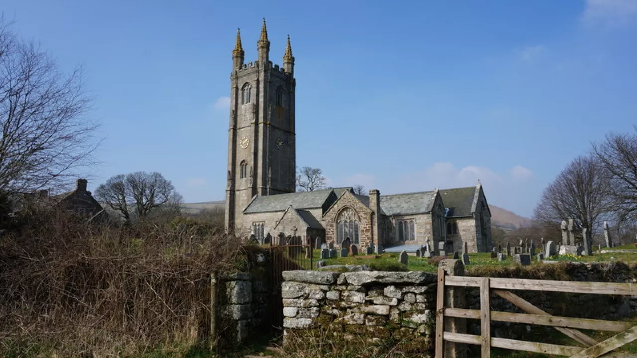 DevonWIDDECOMBEINTHEMOORStPancras(jeffcollinsCC-BY-SA2.0)1