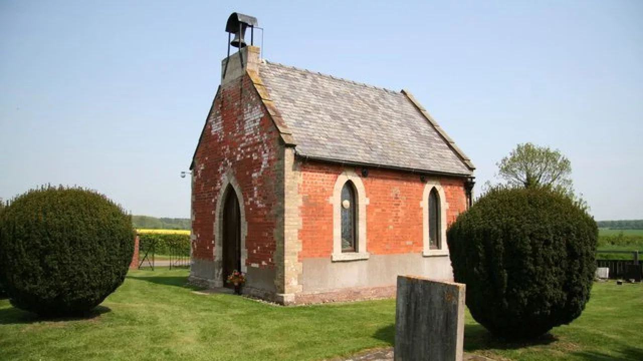 LincolnshireAPLEYStAndrew(richardcroftCC-BY-SA2.0)1