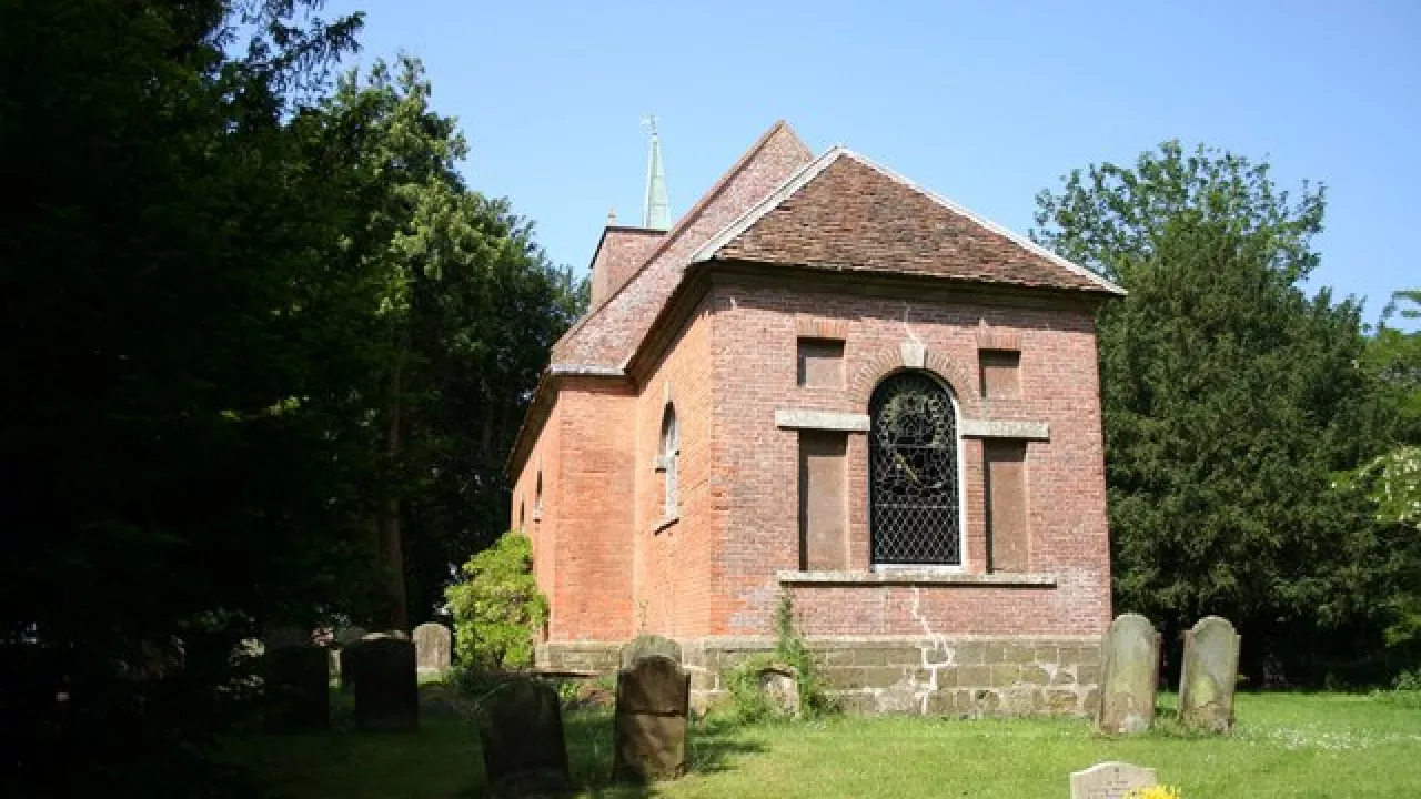 LincolnshireGAUTBYAllSaints(richardcroftCC-BY-SA2.0)1