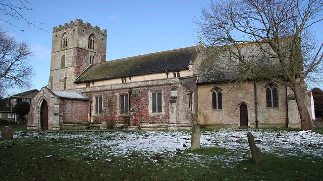 LincolnshireHOGSTHORPEStMary(richardcroftCC-BY-SA2.0)1