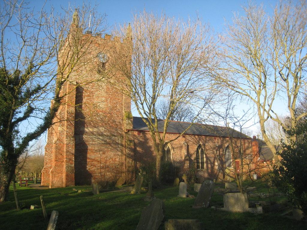 LincolnshireTRUSTHORPEStPeter(jonathanthackerCC-BY-SA2.0)1