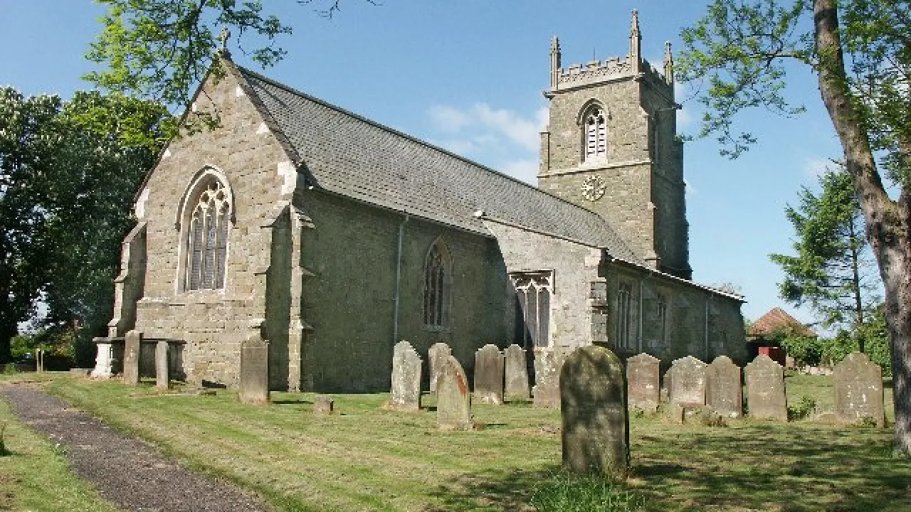 LincolnshireWESTASHBYAllSaints(davehitchborneCC-BY-SA2.0)1