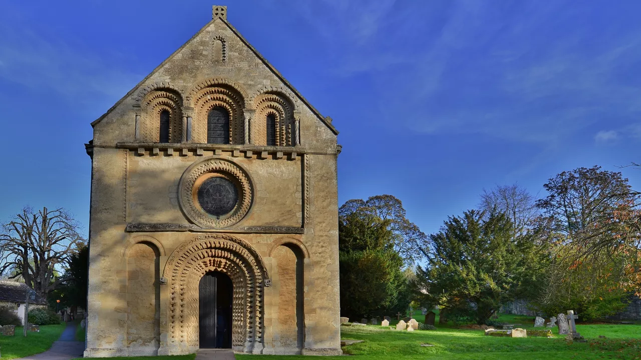 OxfordshireIFFLEYStMaryVirgin(michaelgarlickCC-BY-SA2.0)1