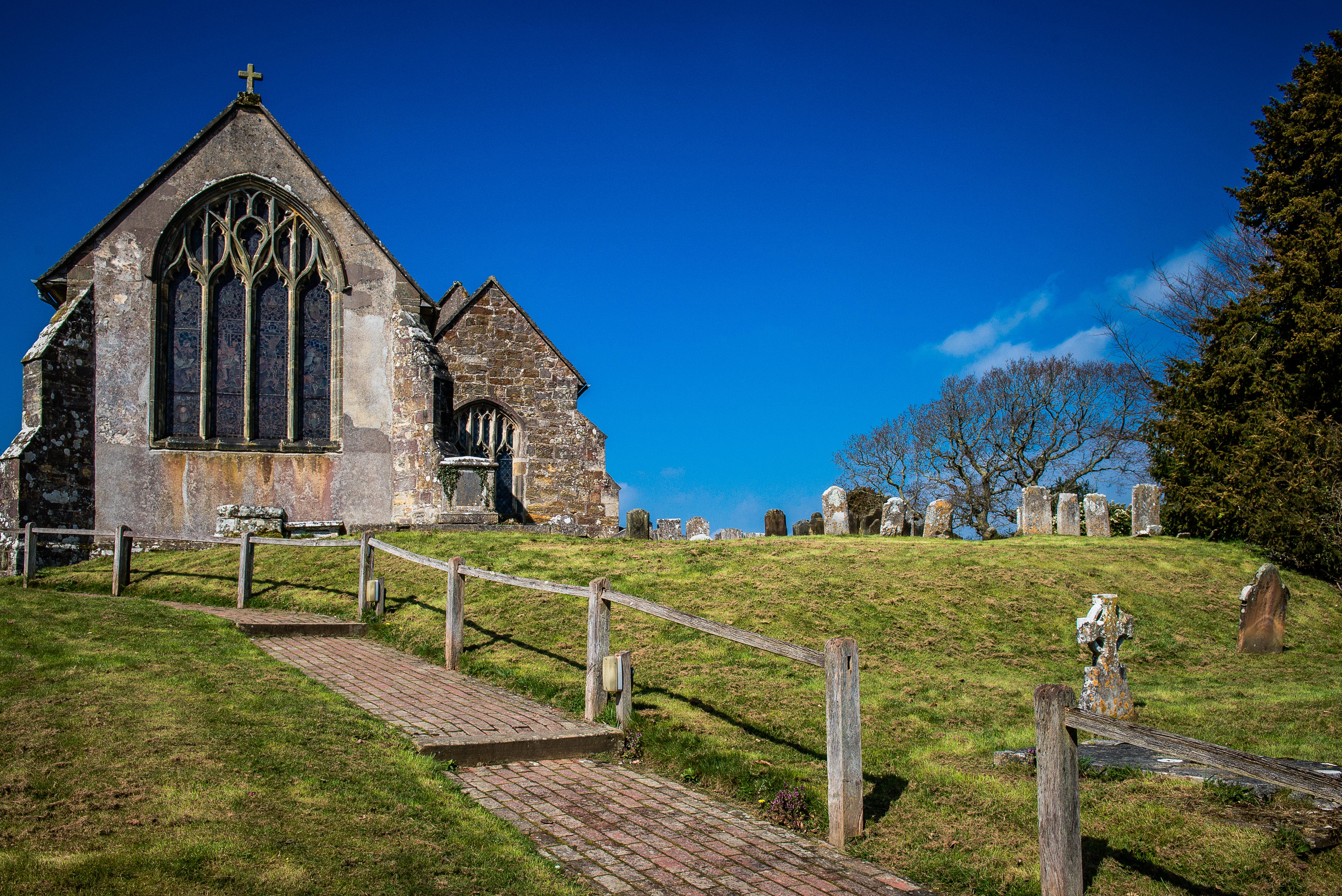 SussexWARBLETONStMaryVirgin(winniepixCC-BY-2.0)1