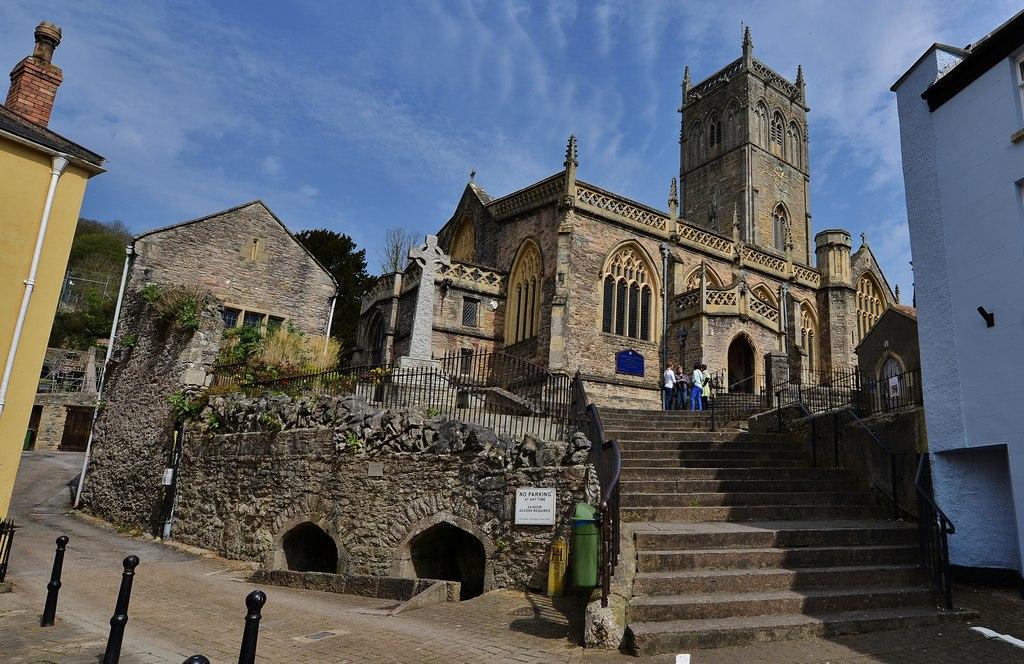 SomersetAXBRIDGEStJohnBaptist(michaelgarlickCC-BY-SA2.0)1