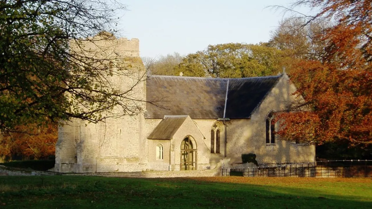 SuffolkLANDWADEStNicholas(ethicsgirlCC-BY-SA2.0)1