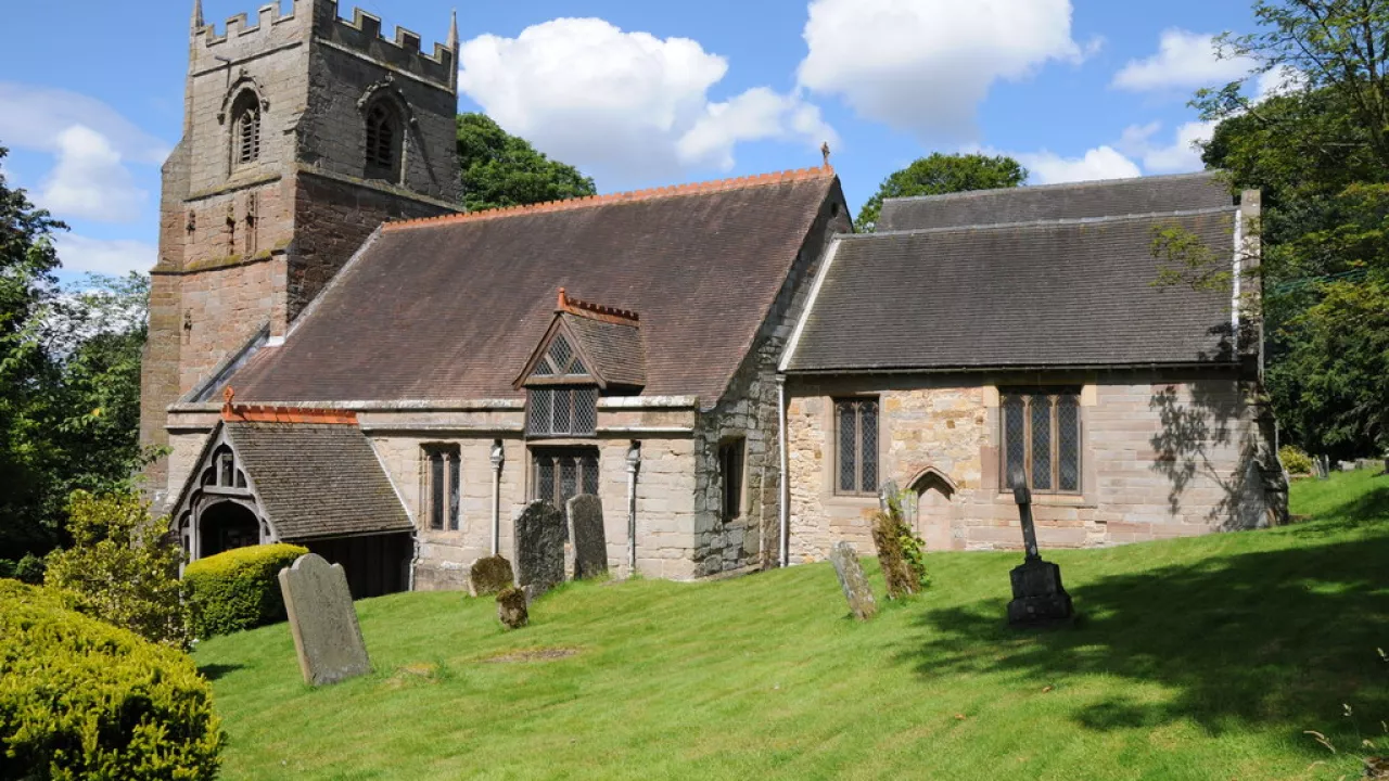 WorcestershireBEOLEYStLeonard(philiphallingCC-BY-SA2.0)1