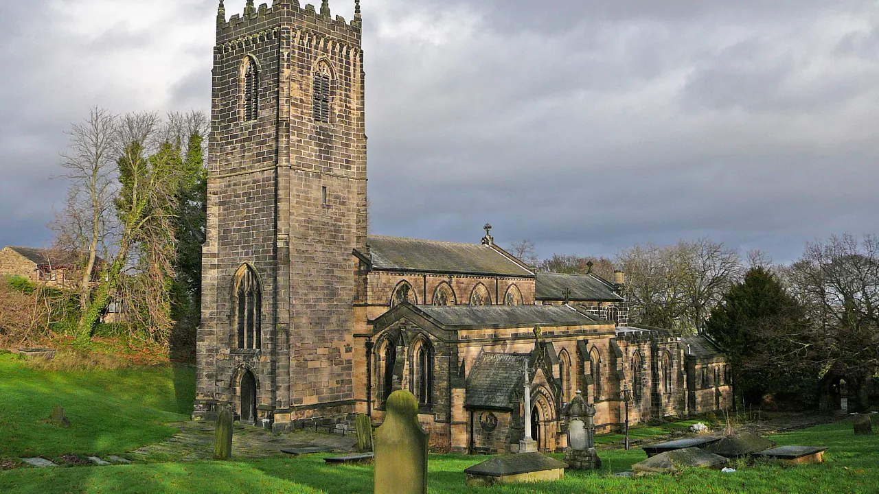 YorkshireTHORNHILLStMichaelAllAngels(timgreenCC-BY-2.0)1