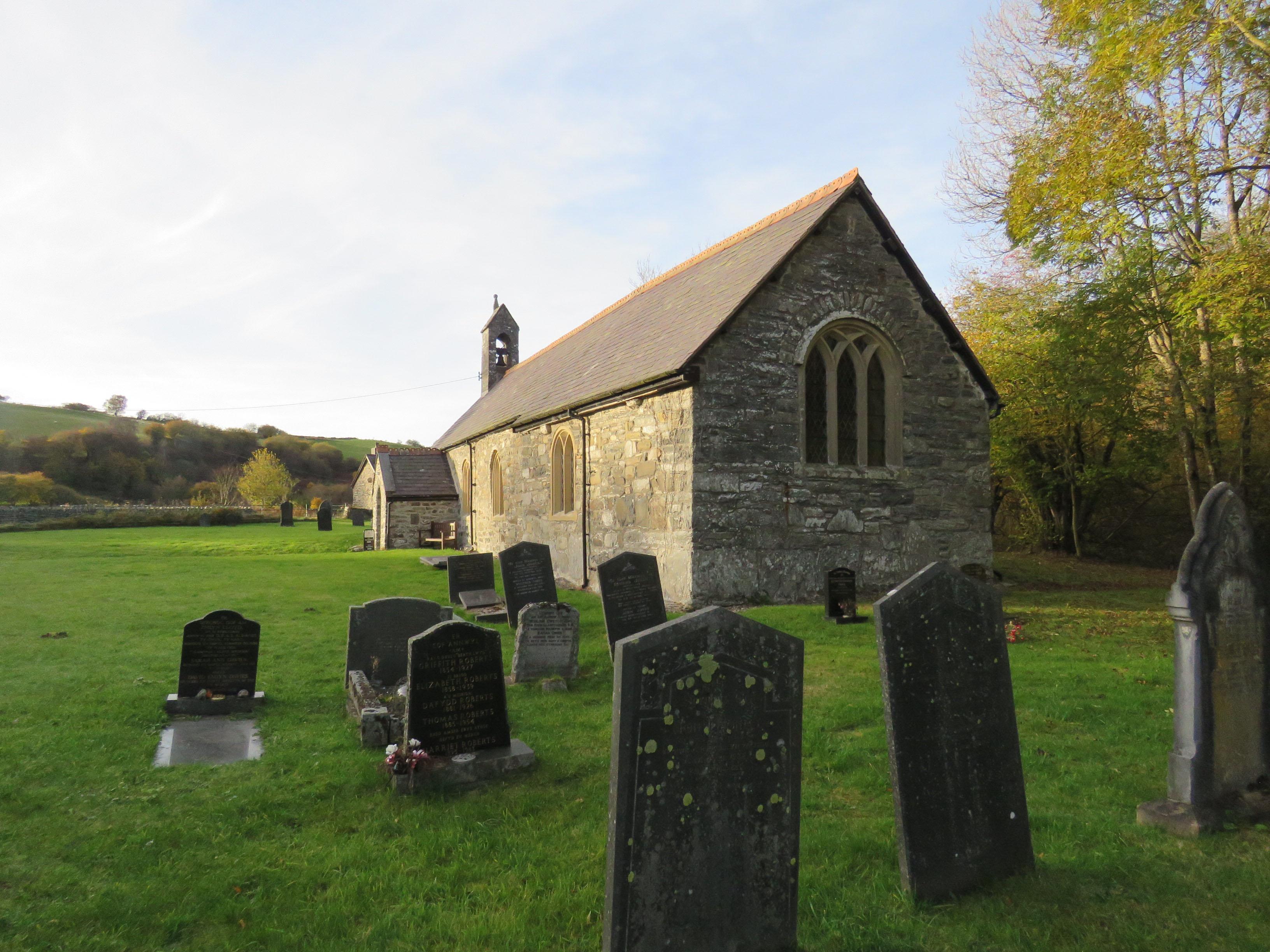 DenbighshireLLANFIHANGELGLYNMYFYRStMichael(lesbarddCC-BY-SA3.0)1