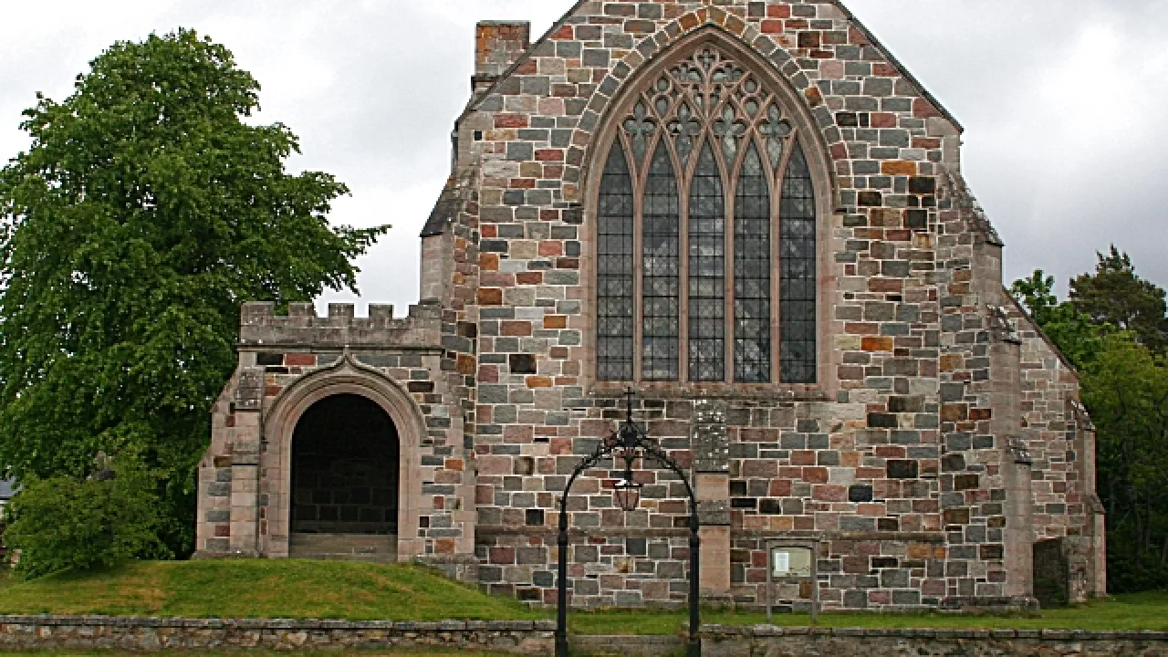 GrampianBRAEMARStMargaret(anneburgessCC-BY-SA2.0)1