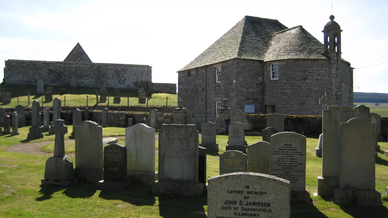 GrampianKILDRUMMYKildrummyKirk(historicchurchesscotlandCC-BY-SA3.0)1