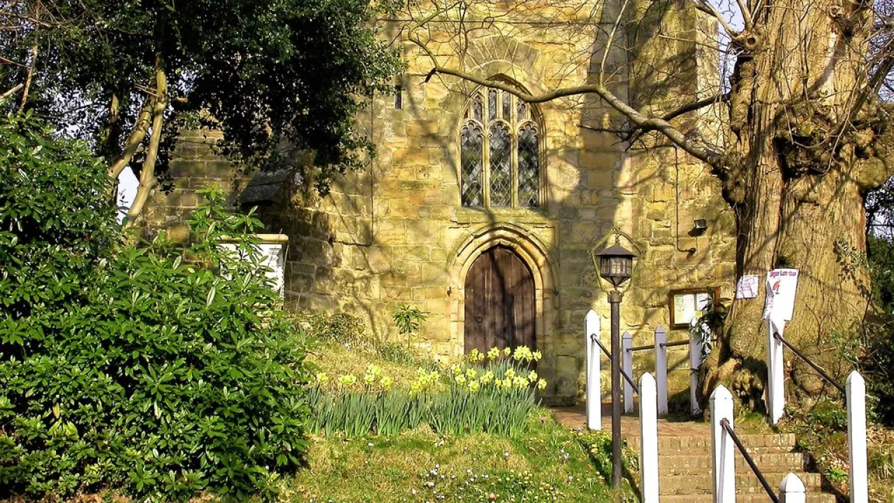 SussexSEDLESCOMBEStJohnBaptist(patrickroperCC-BY-2.0)1