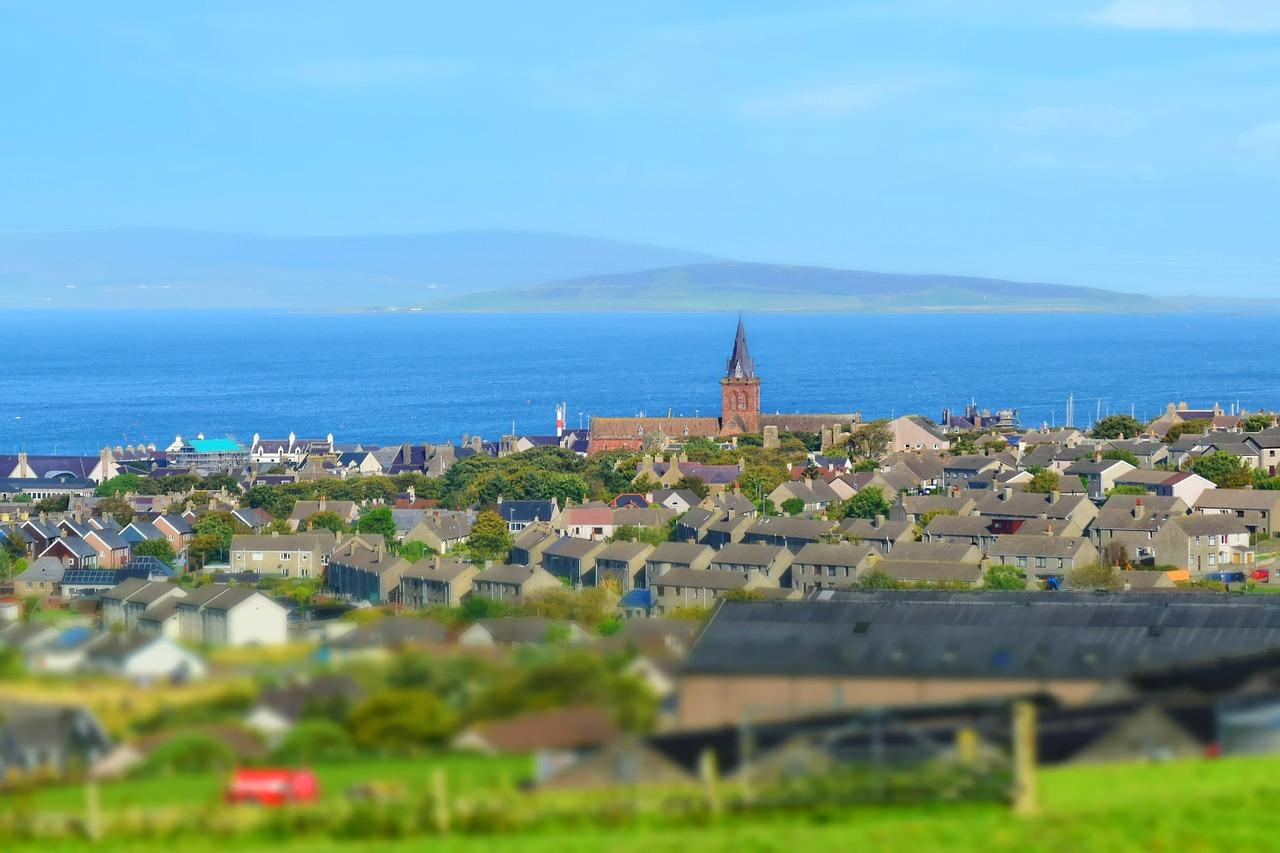 OrkneyIslandsKIRKWALLStMungoCathedral(CC0)1