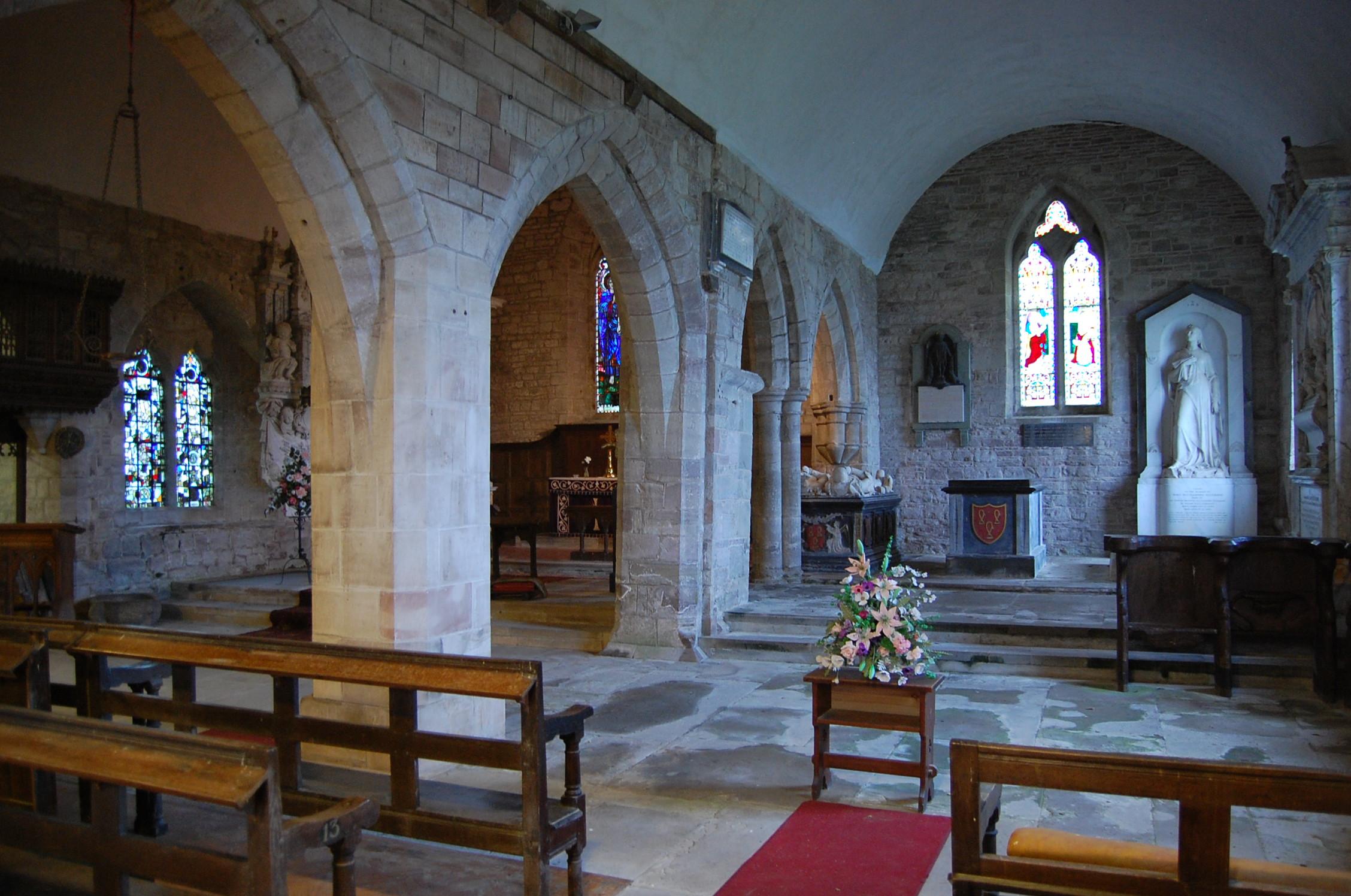 HerefordshireHOLMELACYStCuthbert(julianpguffoggCC-BY-SA2.0)1