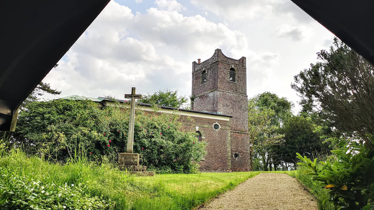 LincolnshireSCREMBYStPeterStPaul(joshholmesPERMISSIONBYEMAIL)1