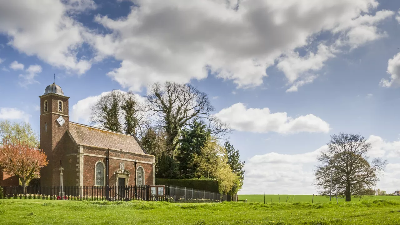 LincolnshireSTAINFIELDStAndrew(pushcreativityPERMISSIONBYEMAIL)2