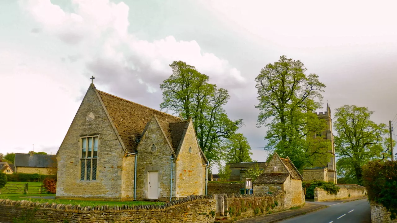 NorthamptonshireWARKTONStEdmund(mickyflickCC-BY-SA3.0)1