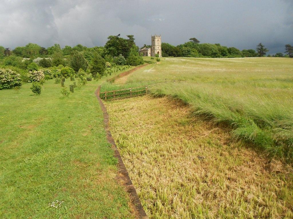 WorcestershireCROOMEDABITOTStMaryMagdalene(nigelcoxCC-BY-SA2.0)1