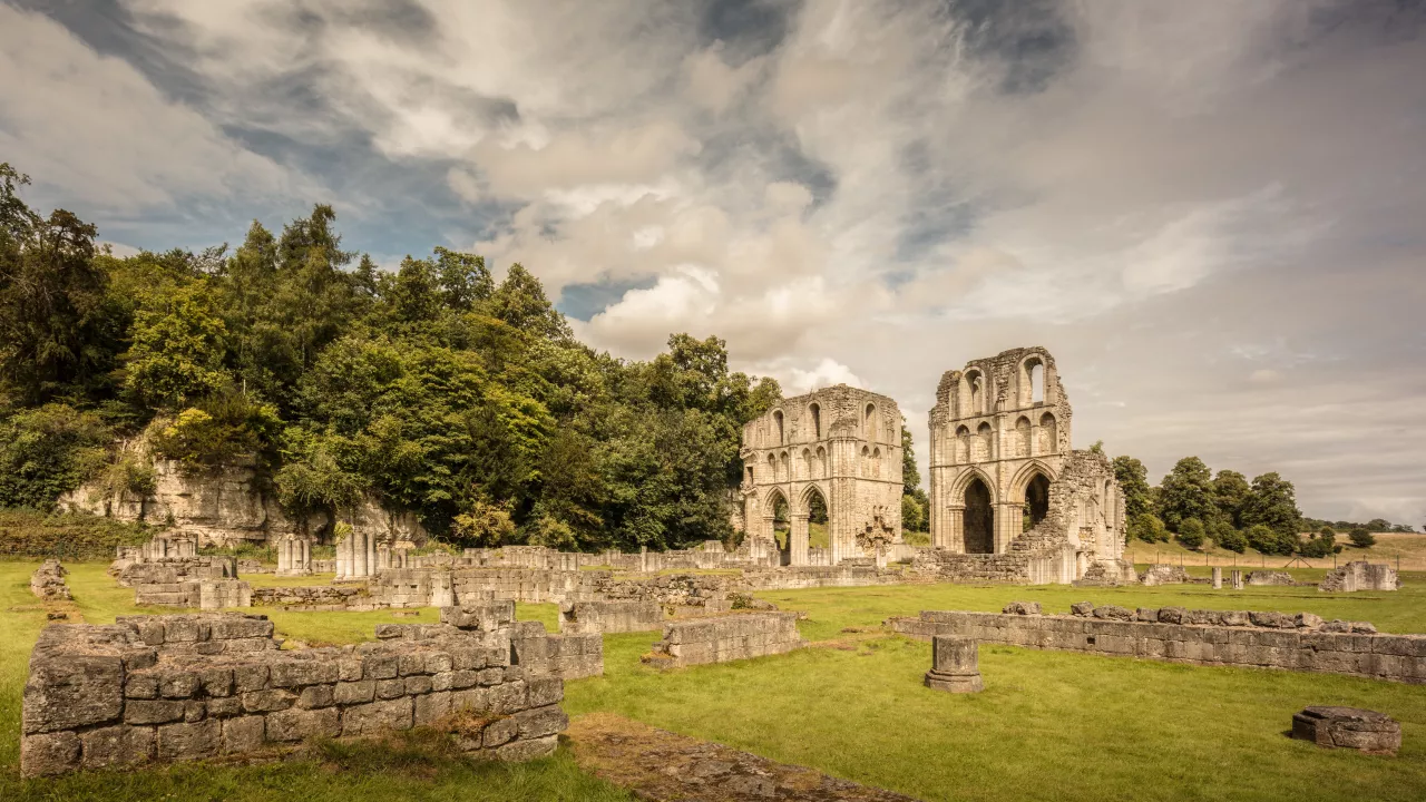 YorkshireMALTBYRocheAbbey(michaeldbeckwithCC0)1