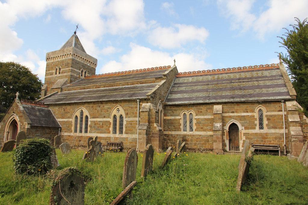 LincolnshireBELLEAUStJohnBaptist(richardcroftCC-BY-SA-2.0)1