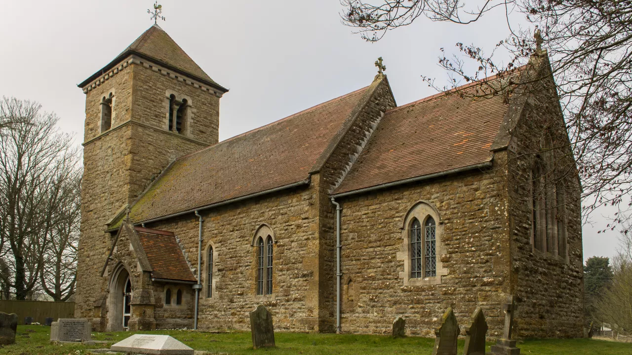 LincolnshireCABOURNEStNicholas(jhannanbriggsCC-BY-SA2.0)1