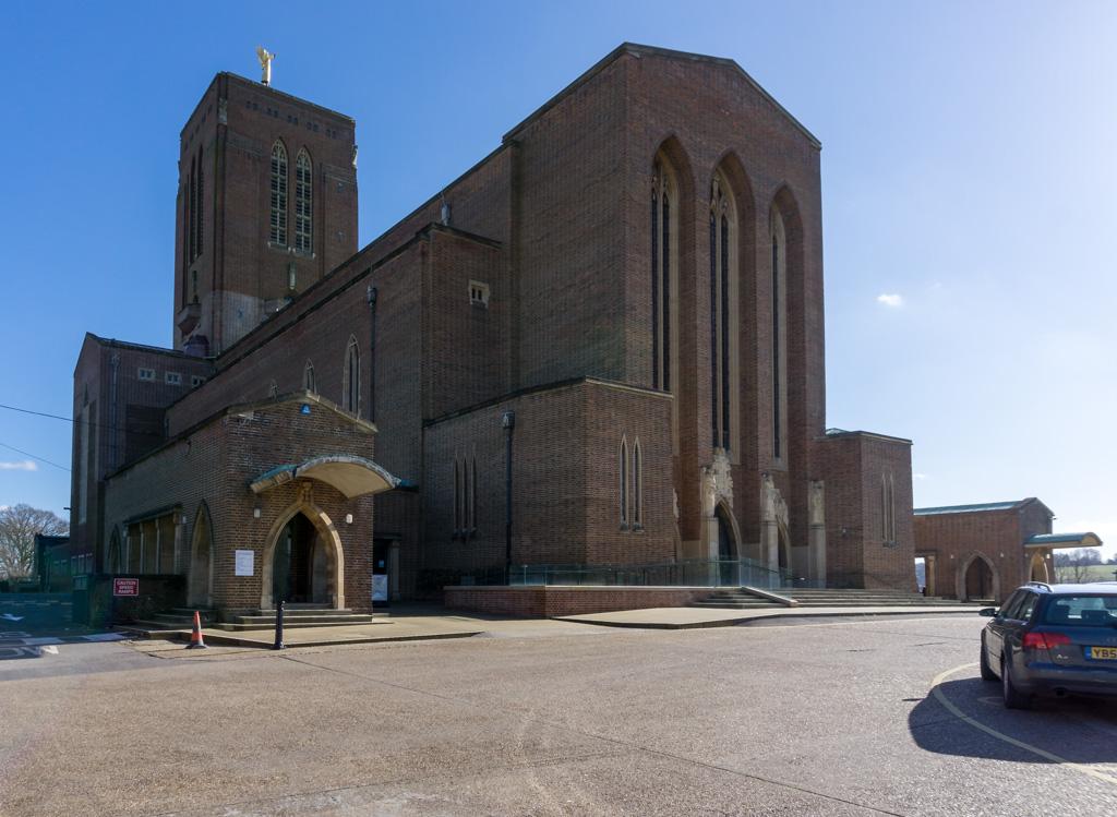 SurreyGUILDFORDGuildfordCathedral(richardaugustCC-BY-SA2.0)1