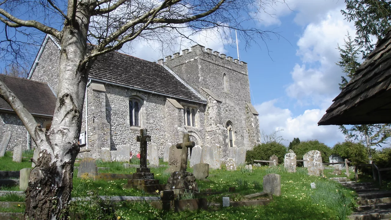 SussexBRAMBERStNicholas(iancunliffeCC-BY-SA2.0)1