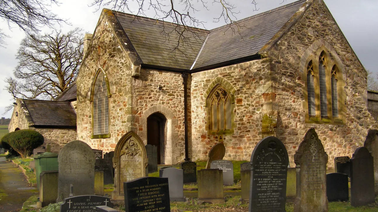 GwyneddLLANRHOSStHilary(daviddixonCC-BY-SA2.0)1