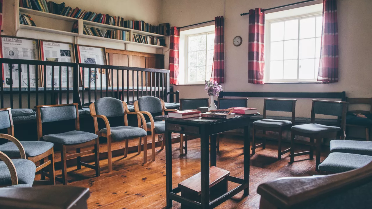 PowysLLANDEGLEYPalesMeetingHouse(©CrownCopyright2020)7