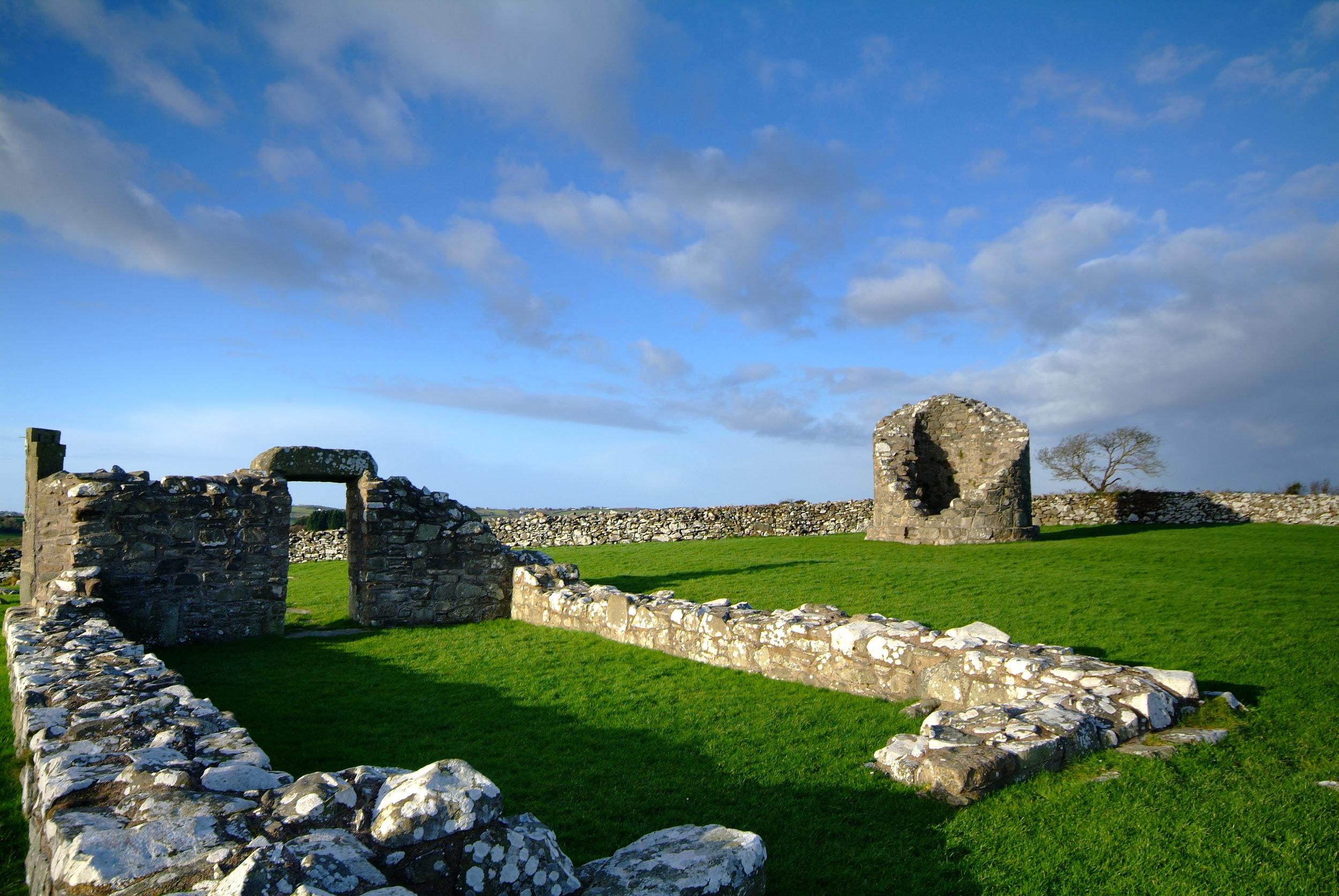 CountyDownMAHEEISLANDNendrumMonastery(tourismnorthernireland©NITB)3