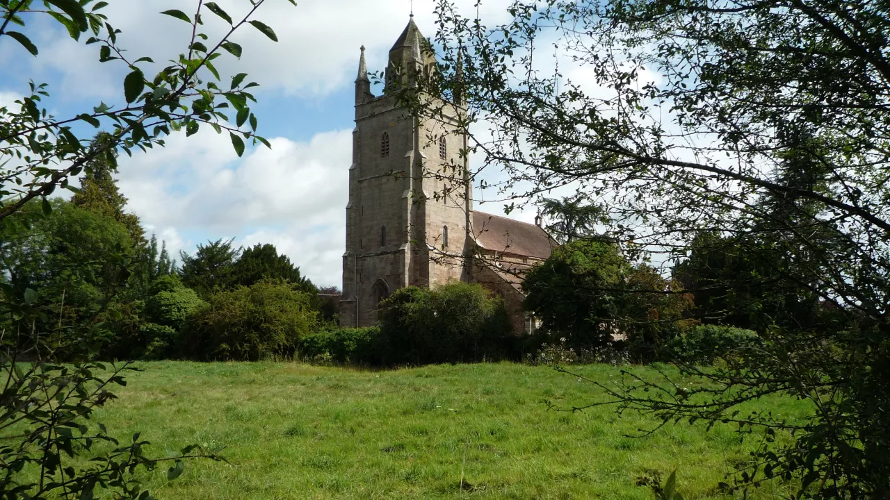 HerefordshireBODENHAMStMichaelAllAngels(fabianmustoCC-BY-SA2.0)1