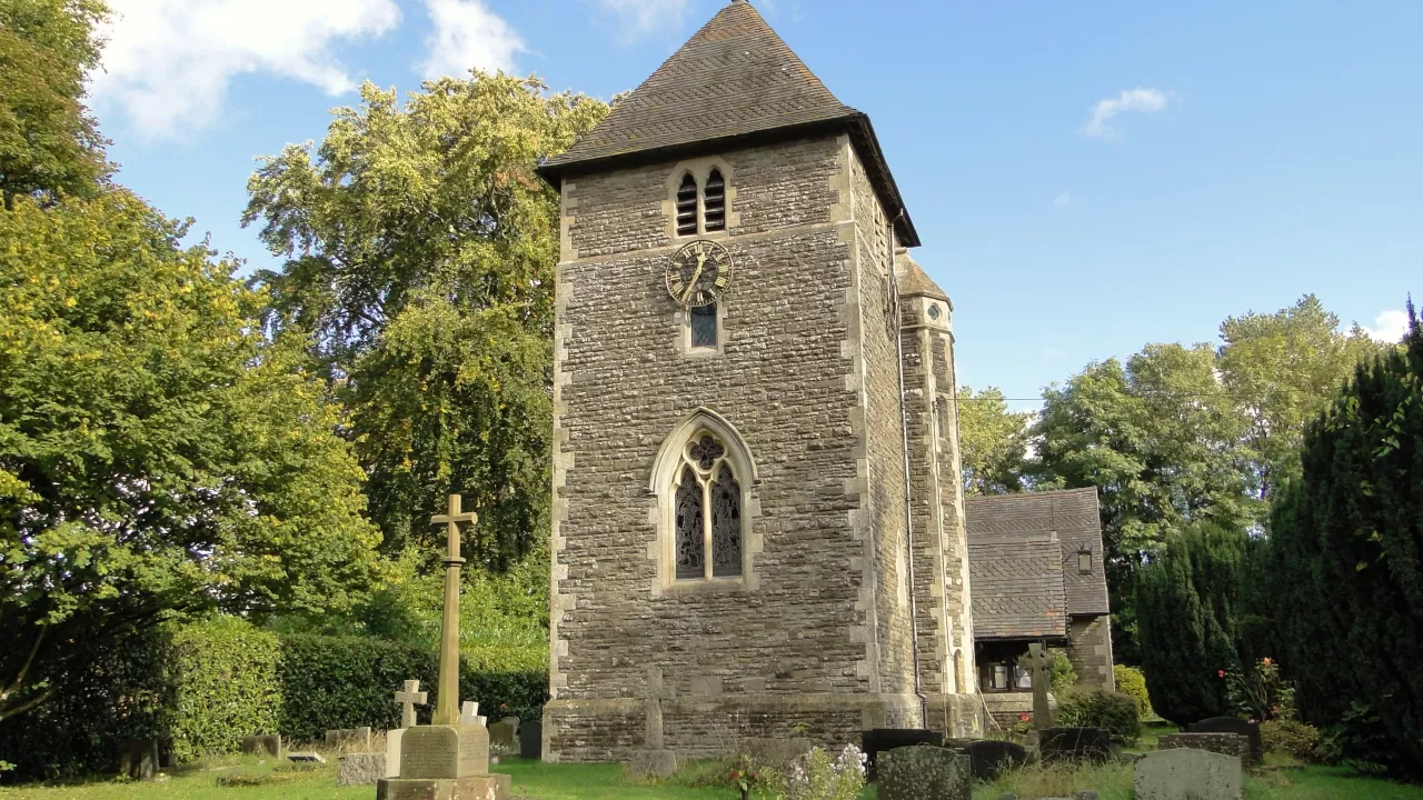 HerefordshireBREDENBURYStAndrew(philippankhurstCC-BY-SA2.0)1