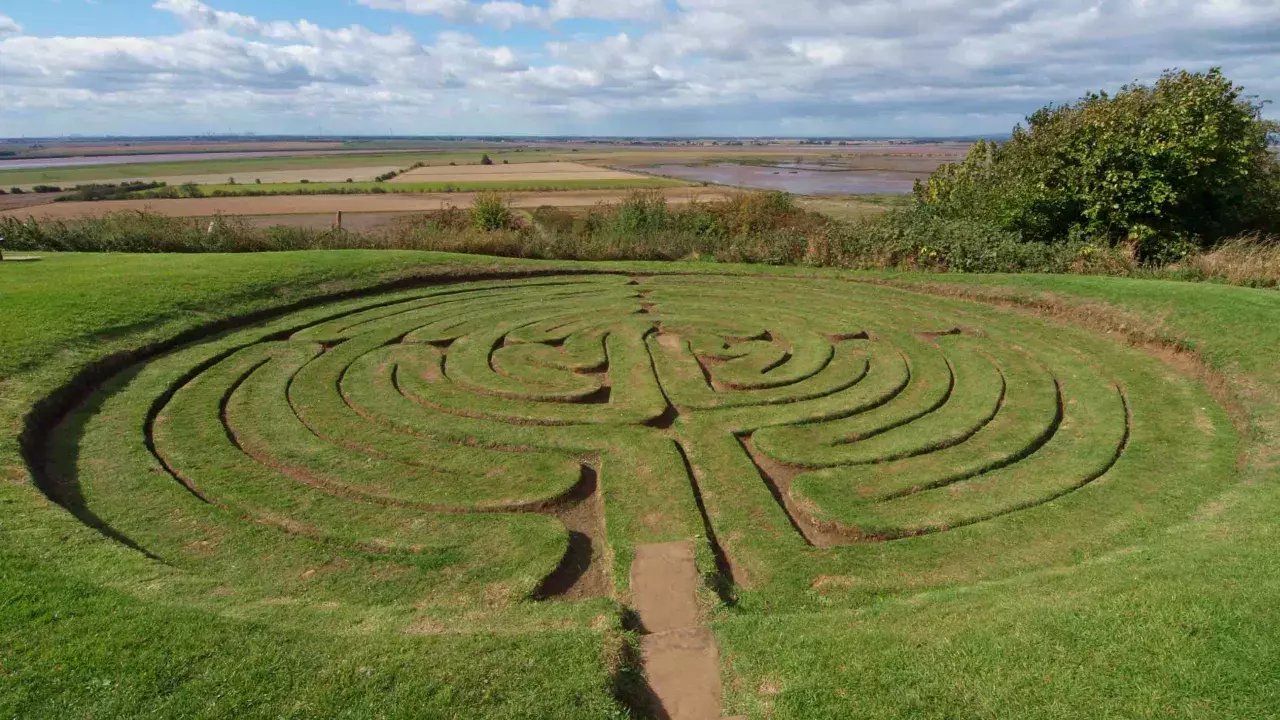 Historic labyrinths | National Churches Trust