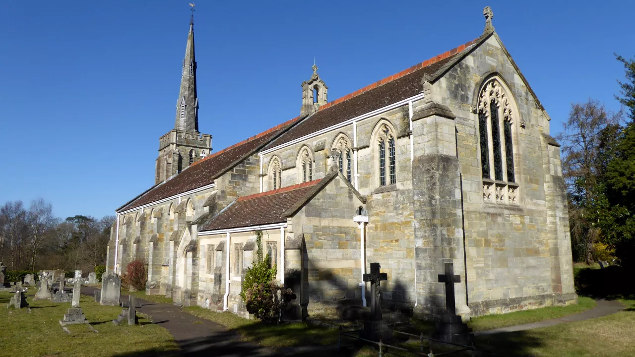 SussexHADLOWDOWNStMarkEvangelist(paulfarmerCC-BY-SA2.0)1