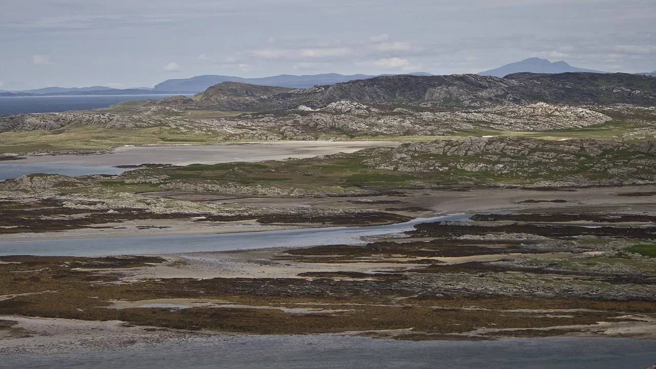 WesternIslesORONSAYOronsayPriory(oddwelliesCC-BY2.0)1