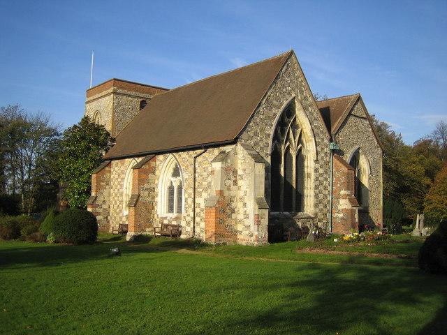 HertfordshireABBOTSLANGLEYStLawrenceMartyr(nigelcoxCC-BY-SA2.0)1