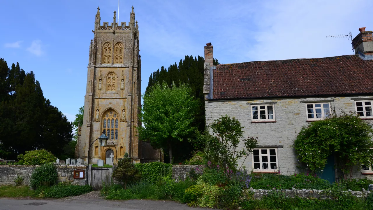 SomersetISLEABBOTTSStMaryVirgin(michaelgarlickCC-BY-SA2.0)1