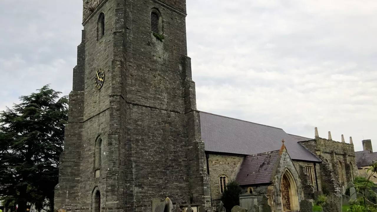 CeredigionCARDIGANStMary(llywelyn2000CC-BY-SA4.0)1