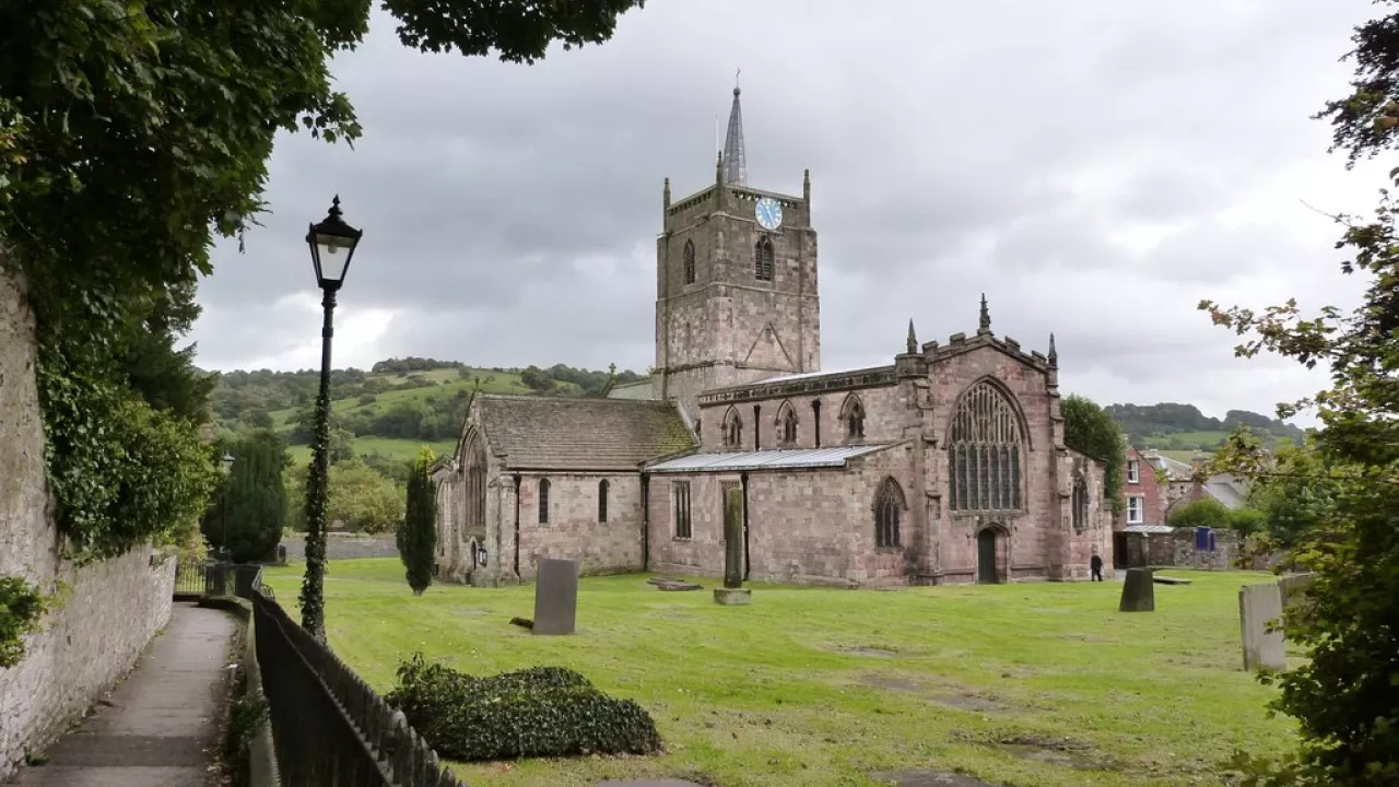 DerbyshireWIRKSWORTHStMary(derekvollerCC-BY-SA4.0)1