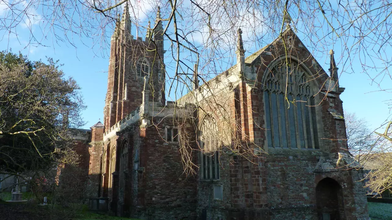 DevonTOTNESStMaryVirgin(ruthsharvilleCC-BY-SA2.0)1