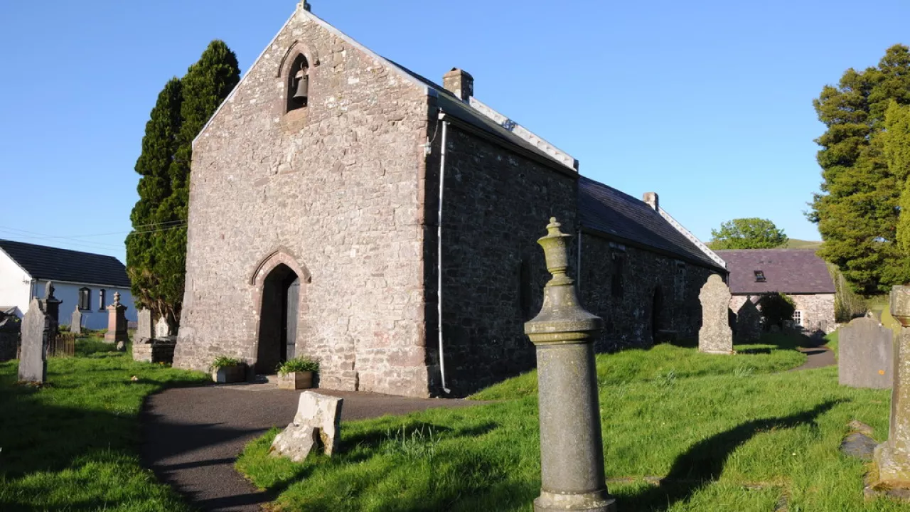 DyfedLLANDDEUSANTStSimonStJude(philiphallingCC-BY-SA2.0)1